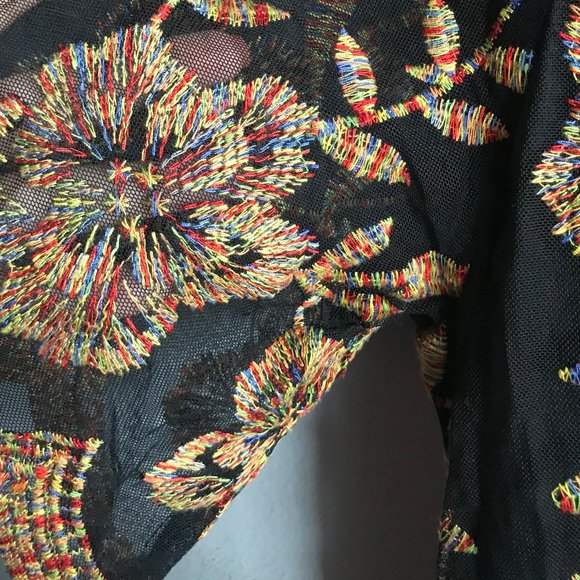 Deep V Romper - Picture 6 of 7